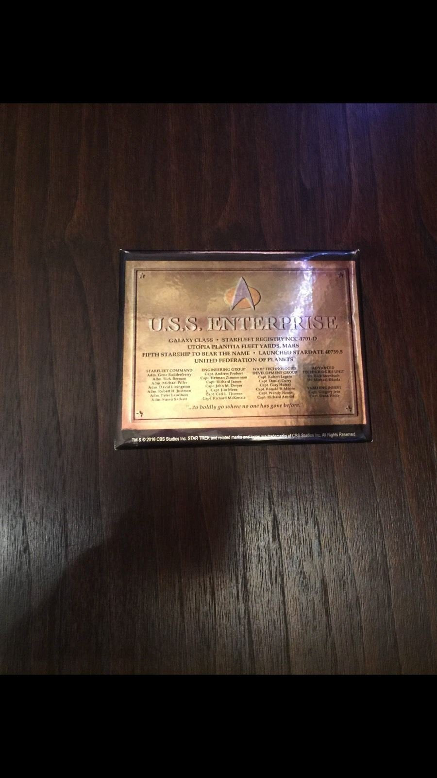 Star Trek Loot Crate Exclusive USS ENTERPRISE Bridge Deck Wall Plaque Replica