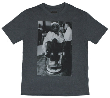 Star Wars Mens T-Shirt - Chewy Chewbacca gets a Haircut At The Barber Image