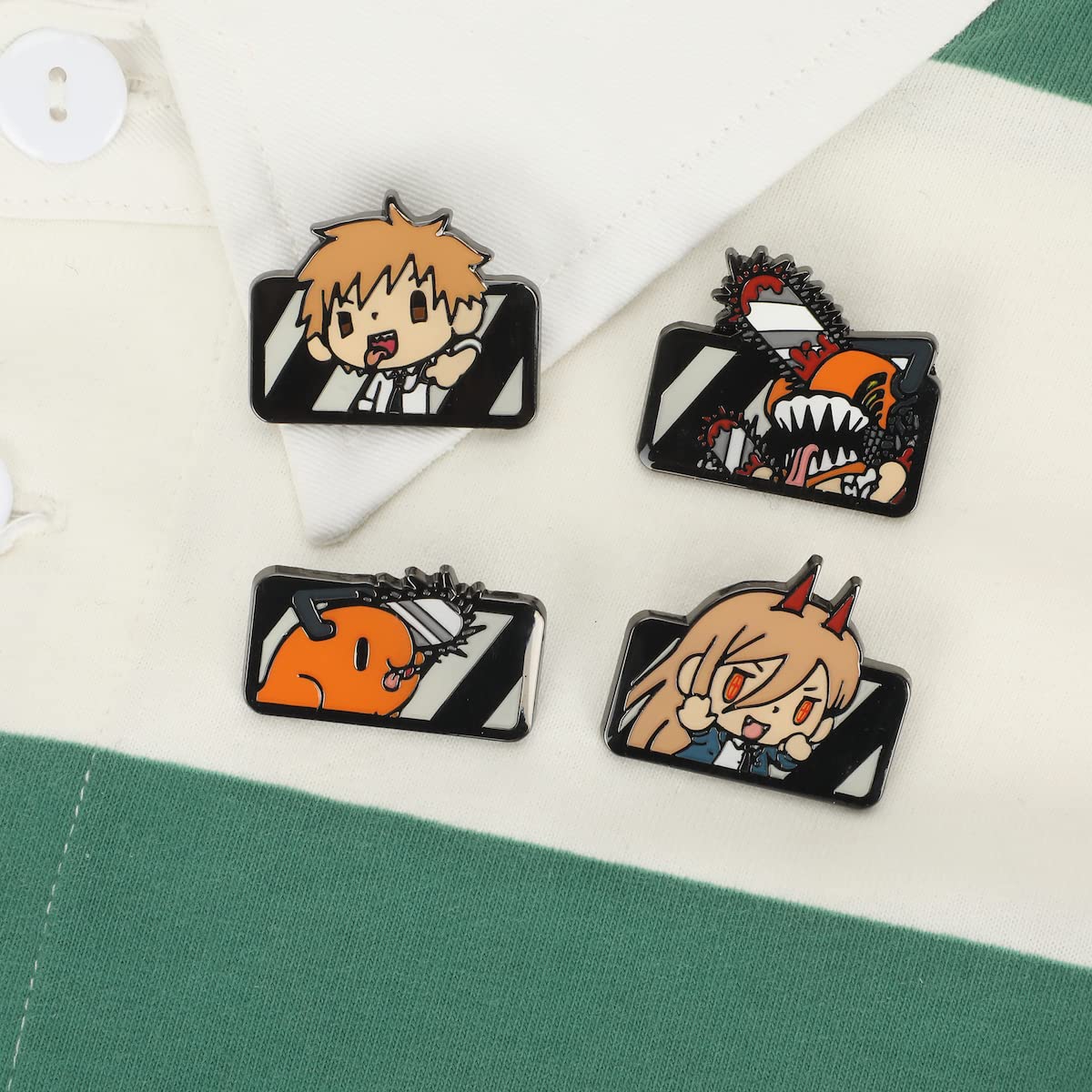 Bioworld Chainsaw Man Set of 4 Enamel Pins