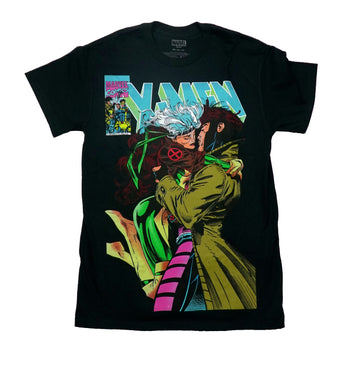 X-Men Mens T-Shirt - Rogue and Gambit Kissing Under Name