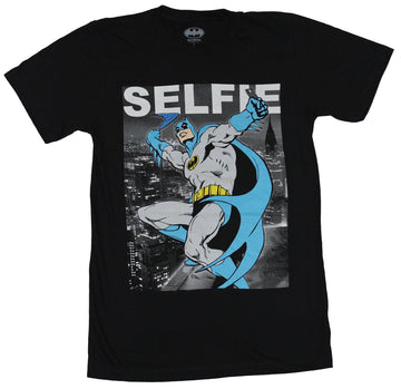 Batman (DC Comics) Mens T-Shirt - Batman Taking A Selfie Over The City Image