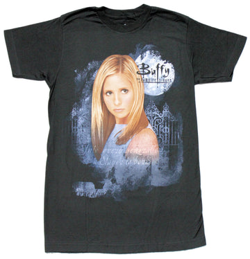 Buffy the Vampire Slayer Mens T-Shirt - In Front of Moon & Quiote