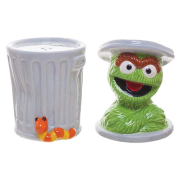 Vandor Sesame Street Oscar Sculpted Ceramic Salt & Pepper Set