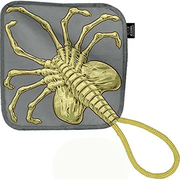 Alien Facehugger Face Towel Washcloth W/ String Hanger Tail Loot Crate Exclusive