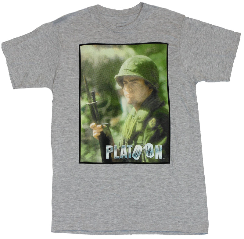 Platoon (Movie by Oliver Stone) Mens T-Shirt  - Charlie Sheen posed with Gun o